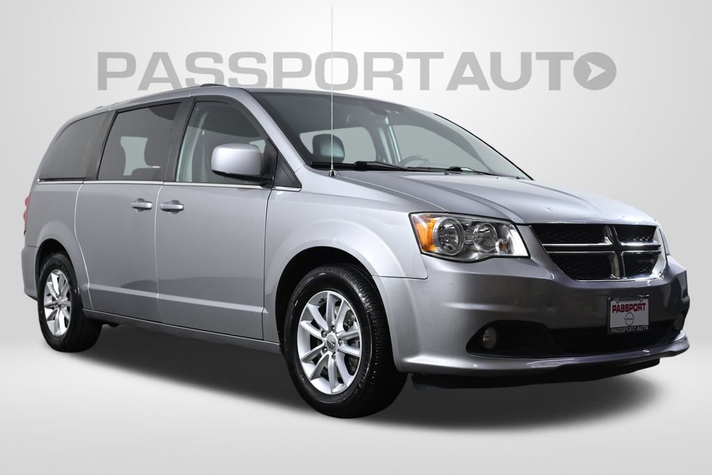 Used 2019 Dodge Grand Caravan SXT image 4