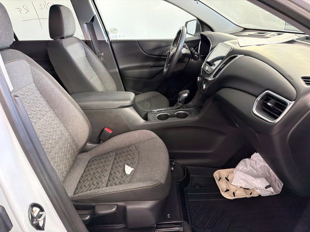 Used 2022 Chevrolet Equinox LT AWD/4WD image 32
