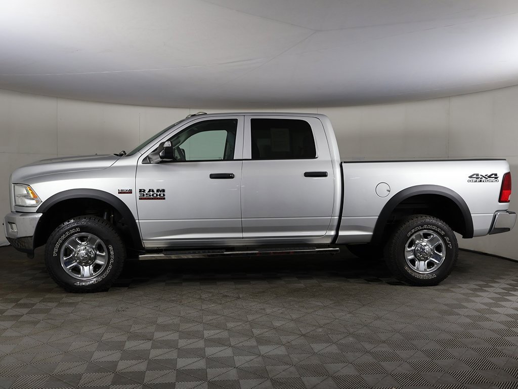 Used 2018 RAM 3500 Tradesman w/ Chrome Appearance Group image 10