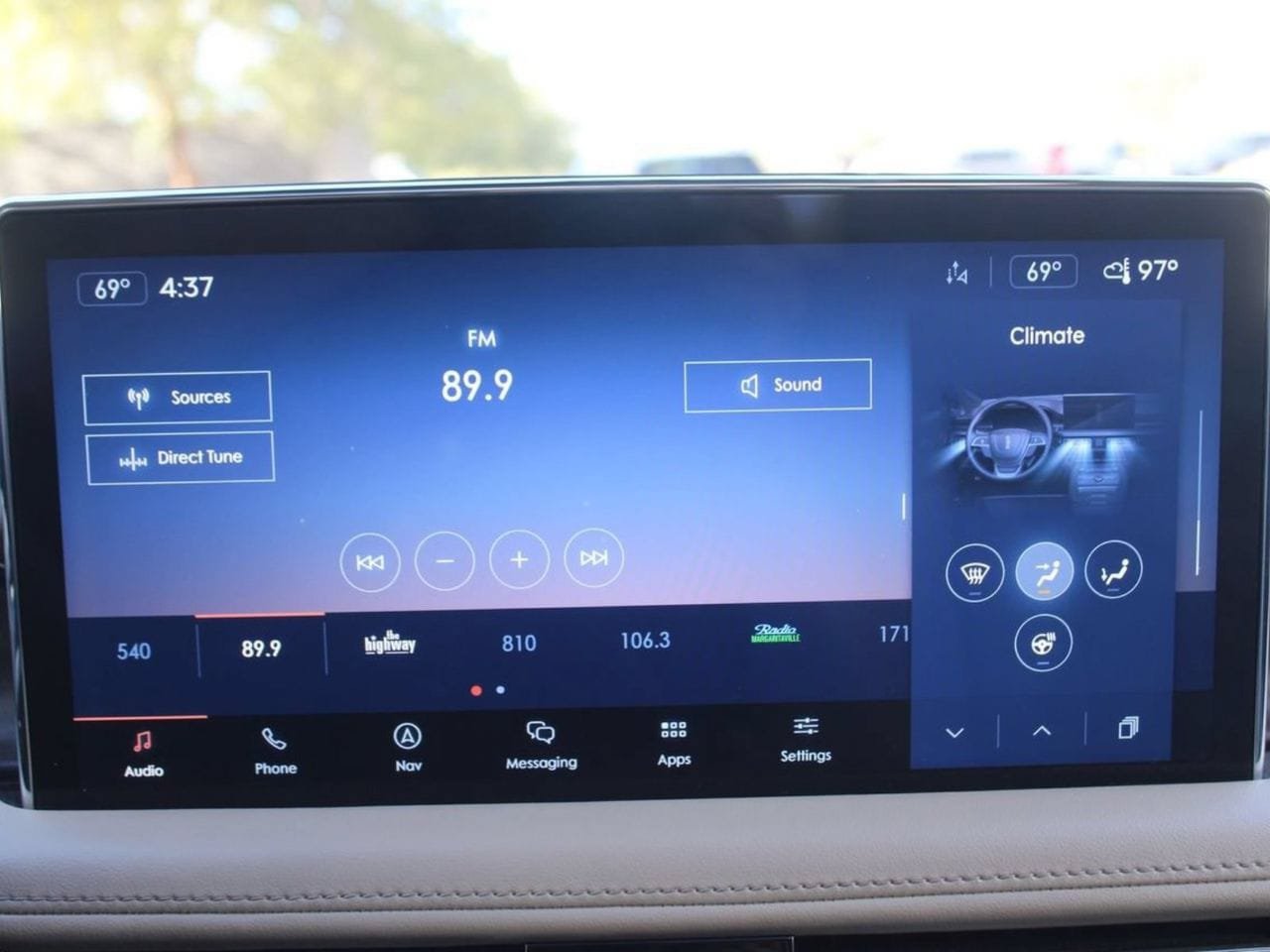 Used 2022 Lincoln Nautilus Reserve w/ Equipment Group 202A AWD/4WD image 18