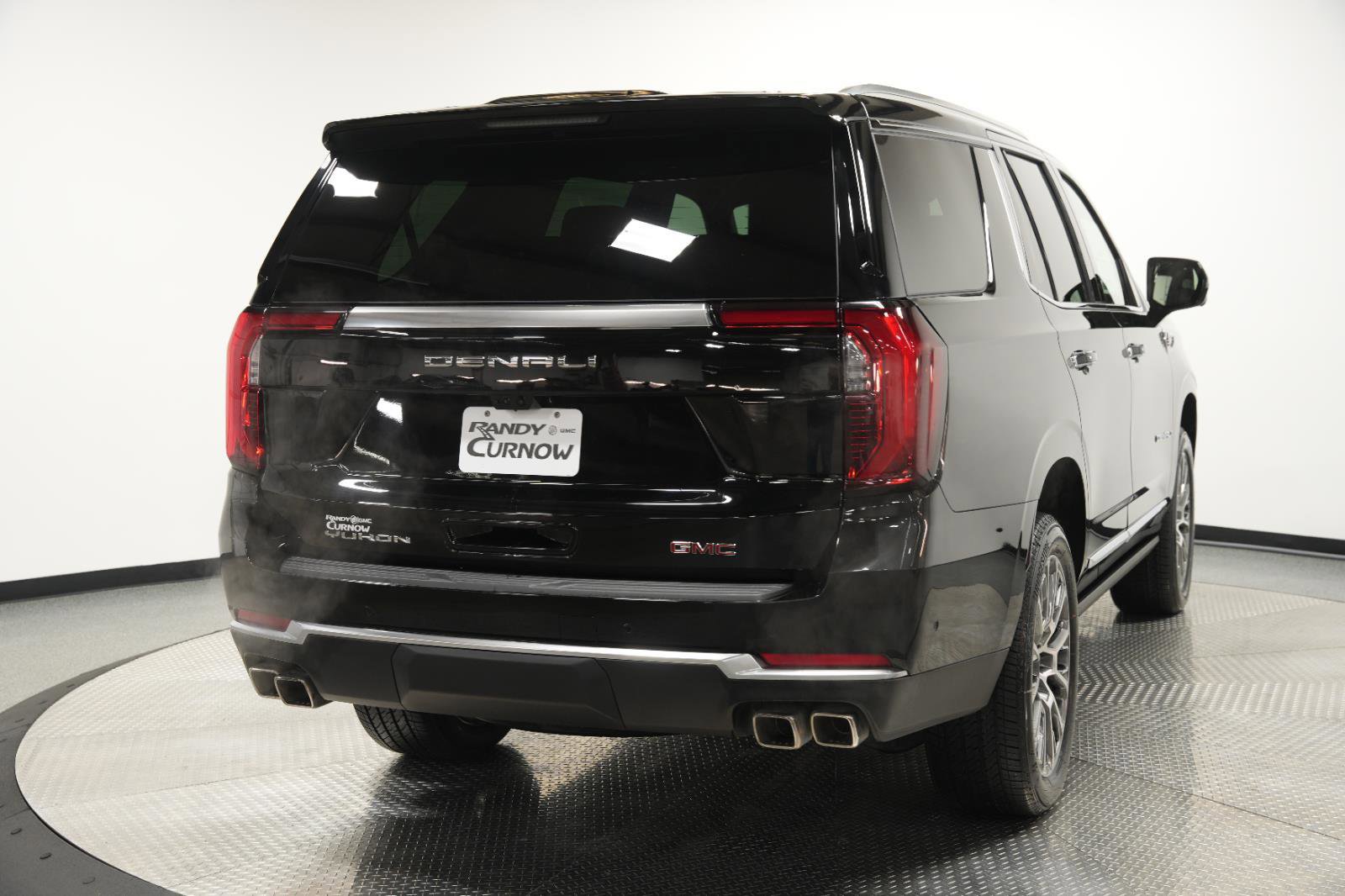 New 2026 GMC Yukon Denali w/ Denali Reserve Package image 10