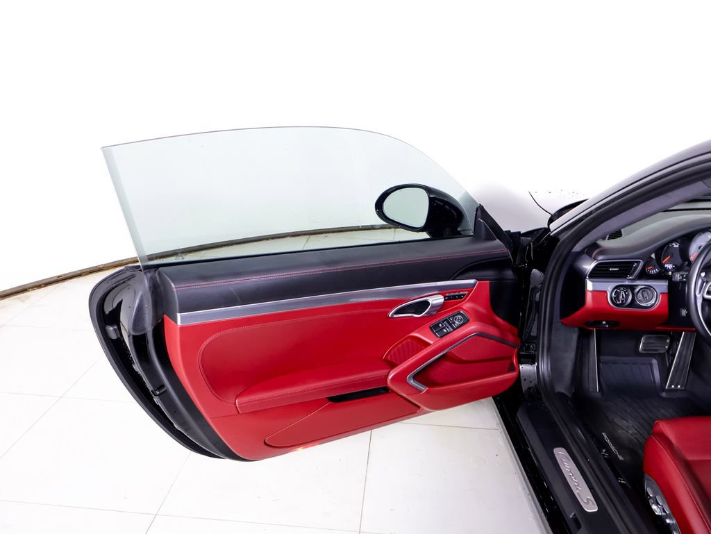 Certified 2017 Porsche 911 Carrera S RWD image 18