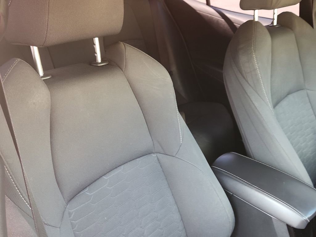 Used 2021 Toyota Corolla SE w/ Special Edition FWD image 13