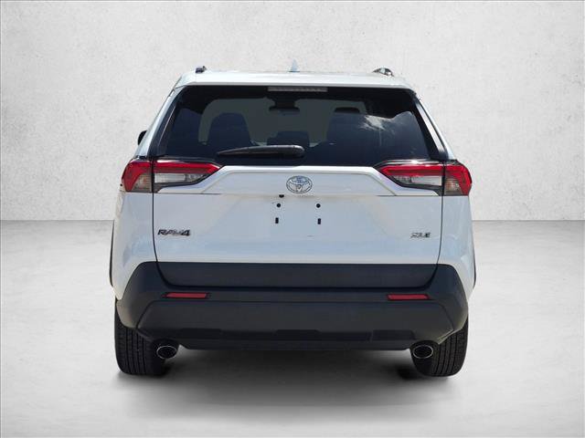Used 2022 Toyota RAV4 XLE w/ Convenience Package FWD image 7