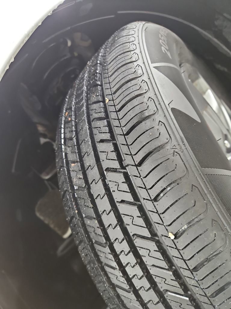 Used 2021 Kia K5 LXS image 27