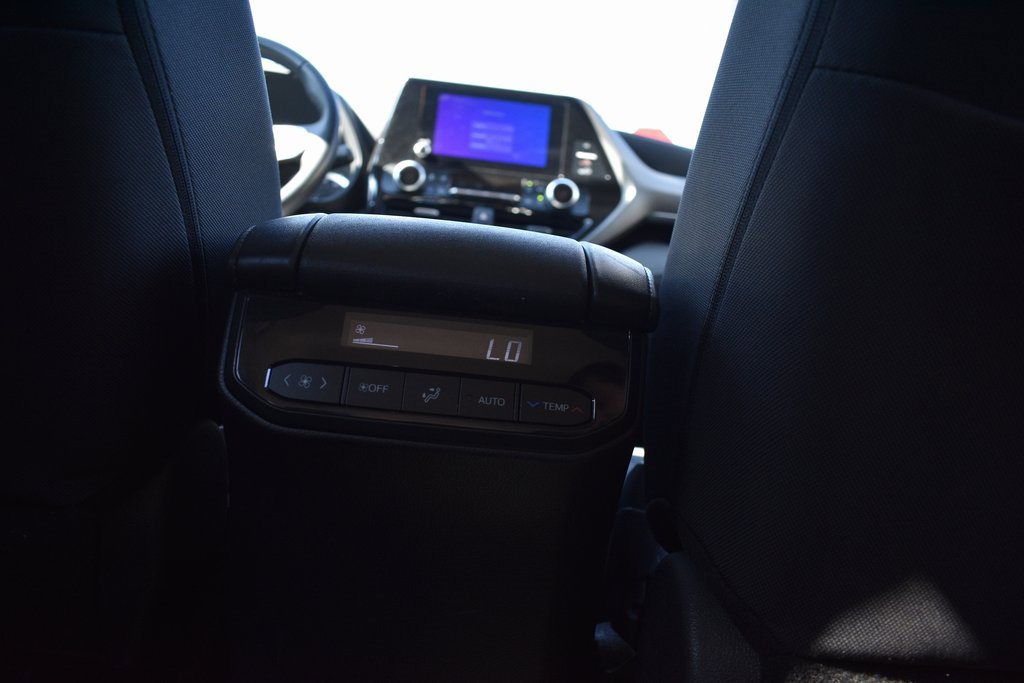 Used 2024 Toyota Highlander LE image 30