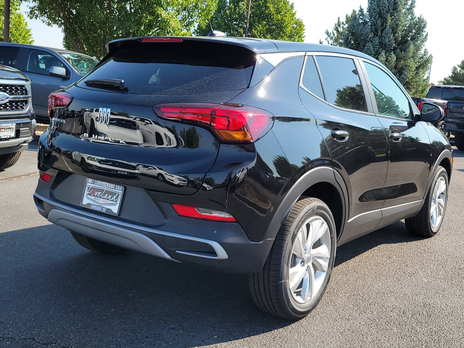 New 2026 Buick Encore GX Preferred w/ Comfort Package AWD/4WD image 3