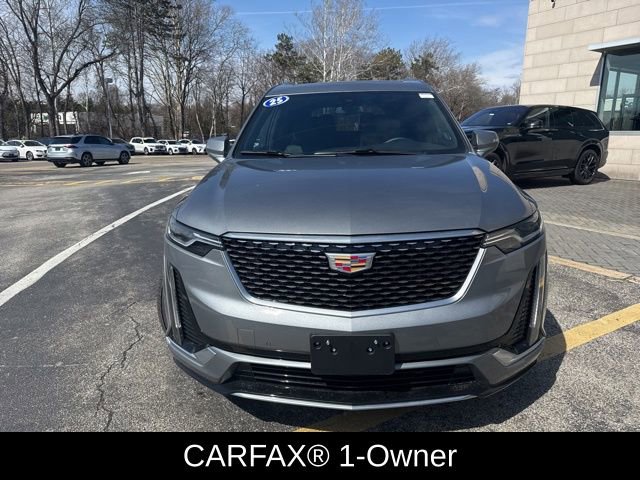 Used 2025 Cadillac XT6 Premium Luxury image 2