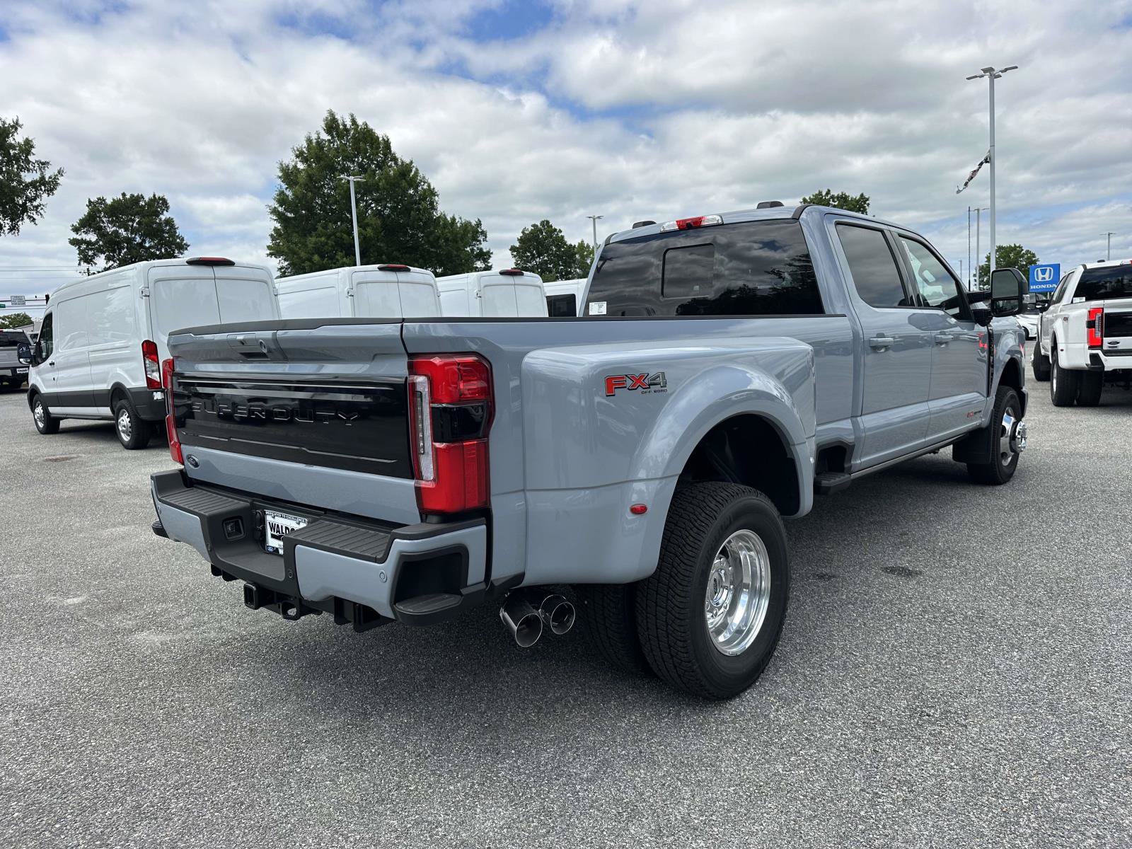 New 2026 Ford F350 Platinum AWD/4WD image 6