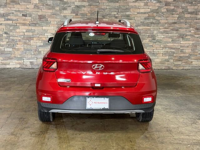 New 2026 Hyundai Venue SEL FWD image 7