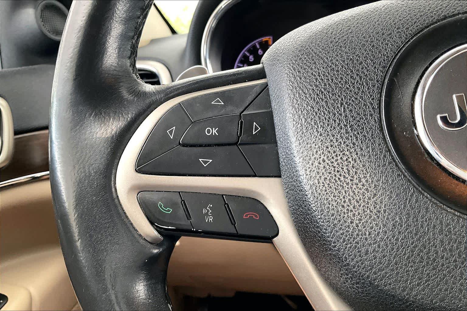 Used 2015 Jeep Grand Cherokee Limited AWD/4WD image 24
