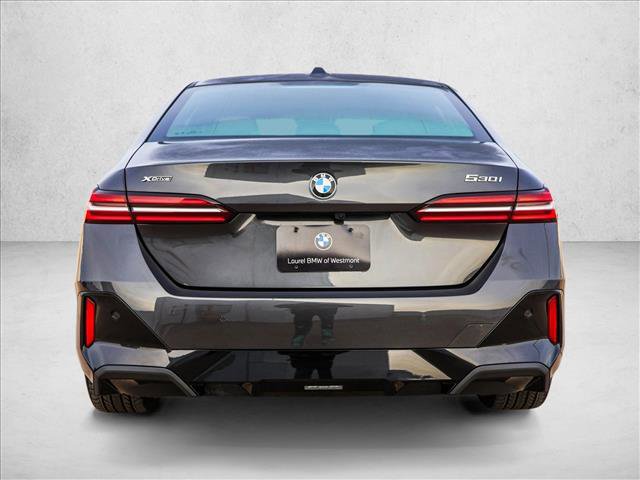 Used 2026 BMW 530i xDrive image 6