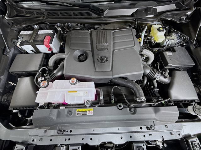 New 2026 Toyota Tundra Platinum AWD/4WD image 30