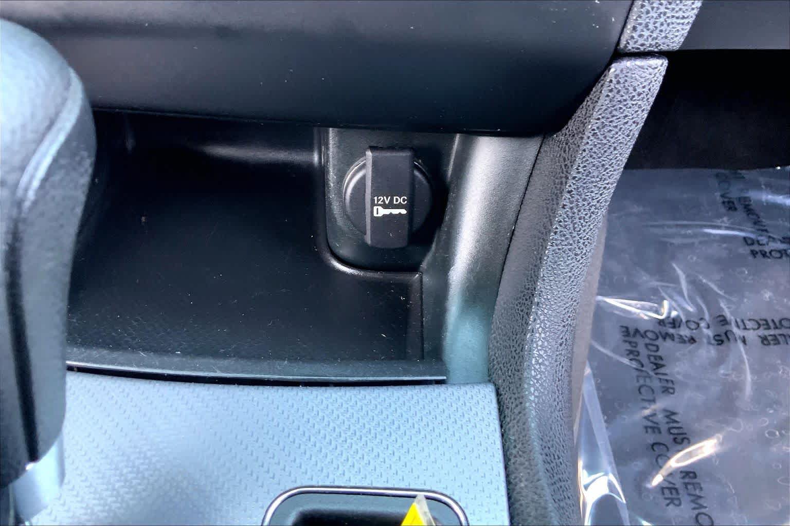 Used 2014 Dodge Charger SE RWD image 34