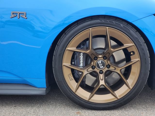 Used 2025 Ford Mustang GT Premium w/ GT Performance Package RWD image 5