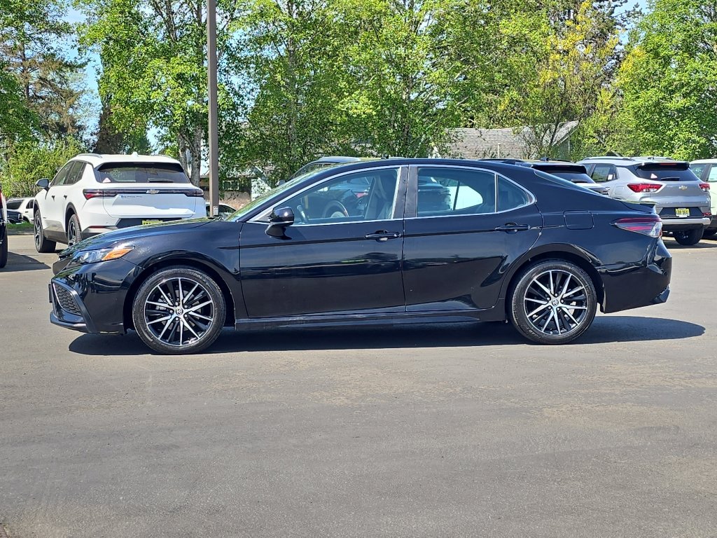 Certified 2021 Toyota Camry SE FWD image 6
