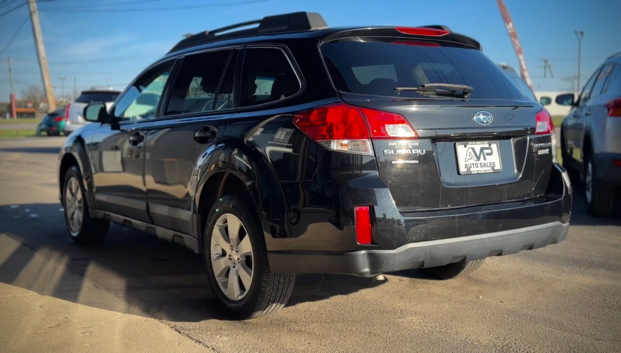 Used 2011 Subaru Outback 2.5i Premium image 4