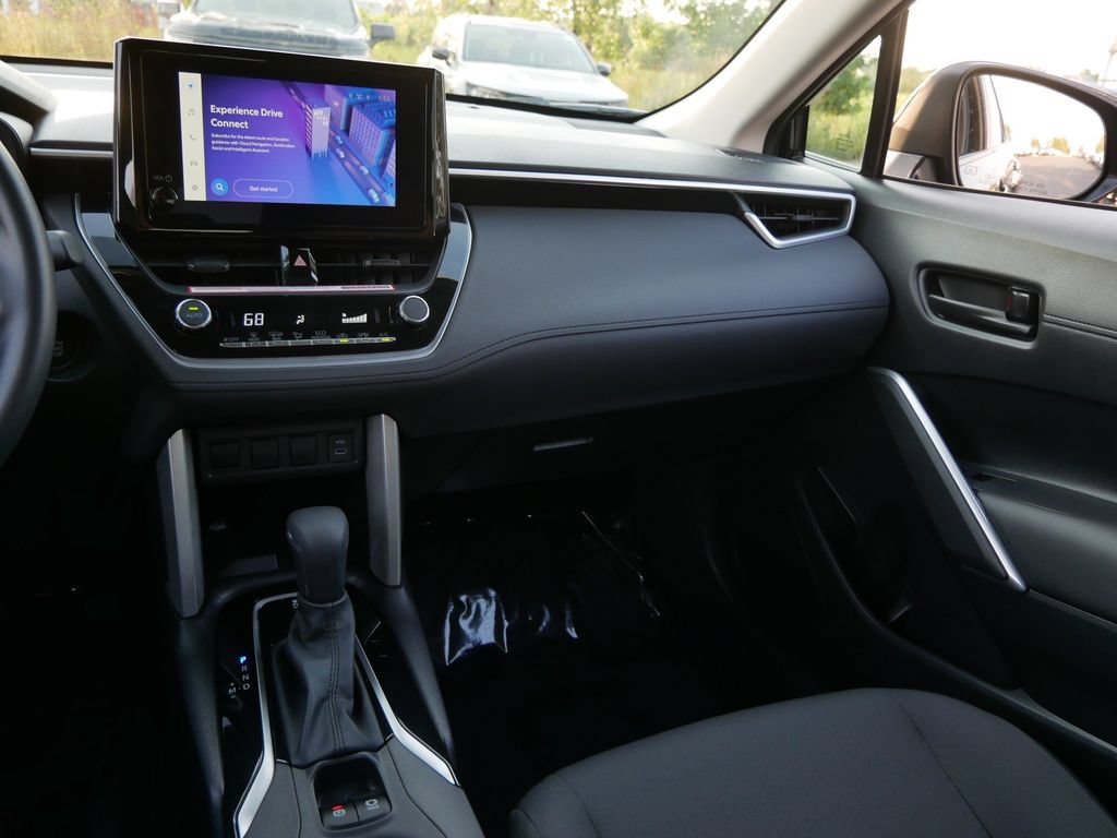 Certified 2024 Toyota Corolla Cross LE AWD/4WD image 14