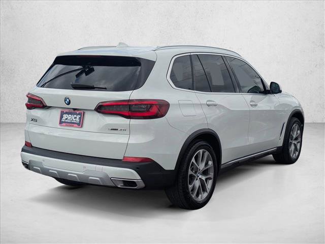 Used 2023 BMW X5 sDrive40i w/ Parking Assistance Package image 5
