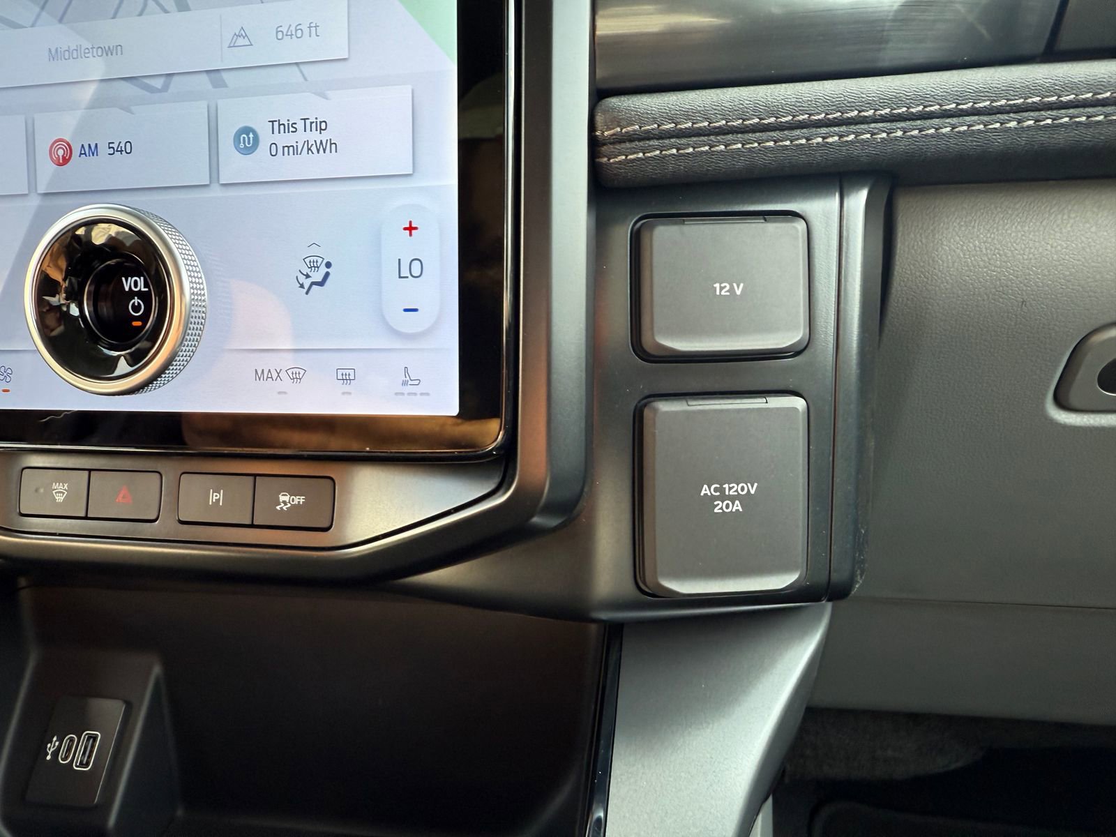 New 2025 Ford F150 Lightning Flash image 14