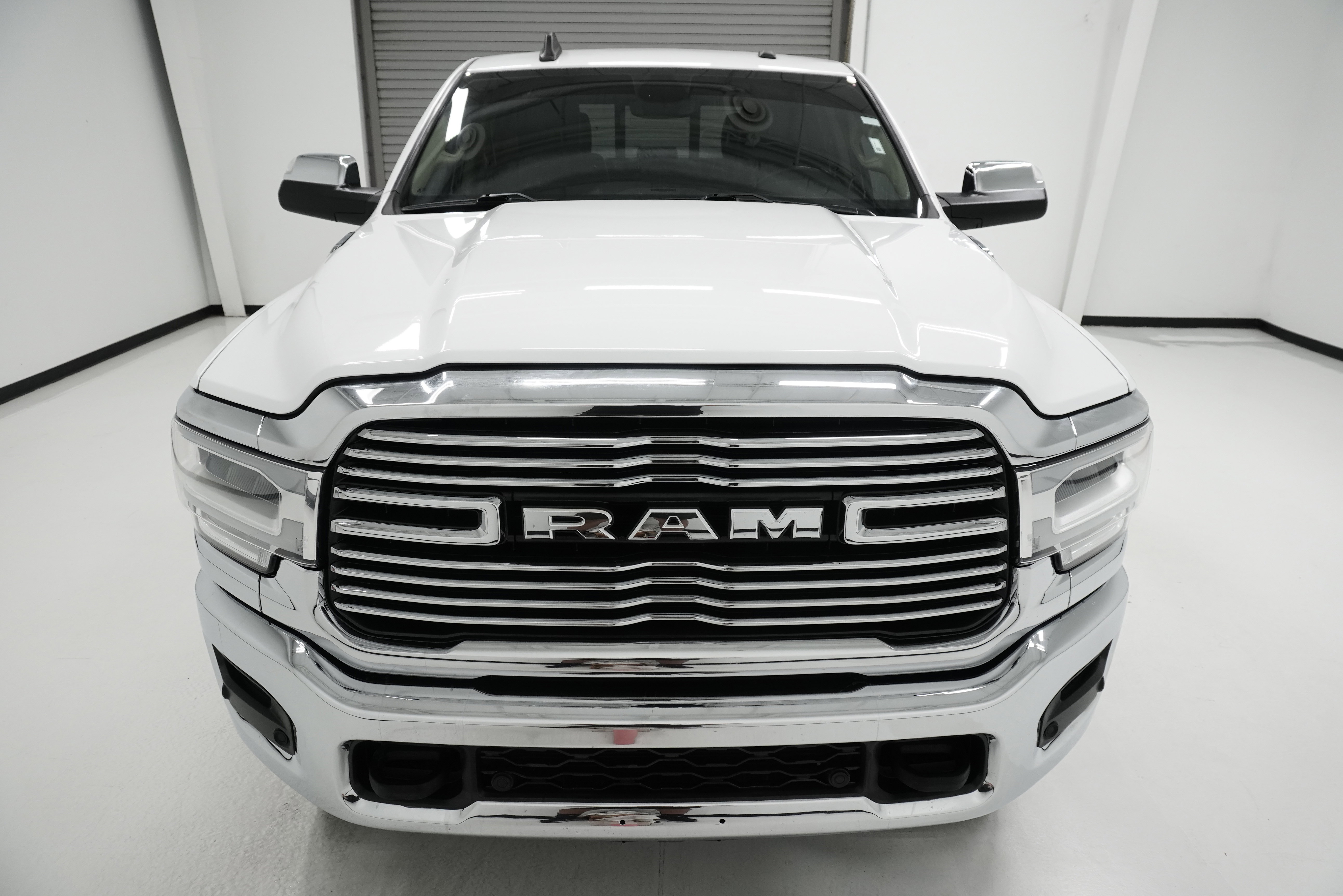 Used 2021 RAM 2500 Laramie AWD/4WD image 2