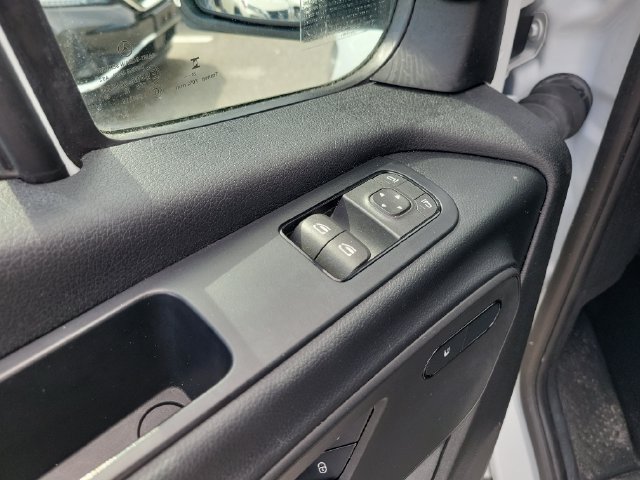 Used 2025 Mercedes-Benz Sprinter 2500 image 15