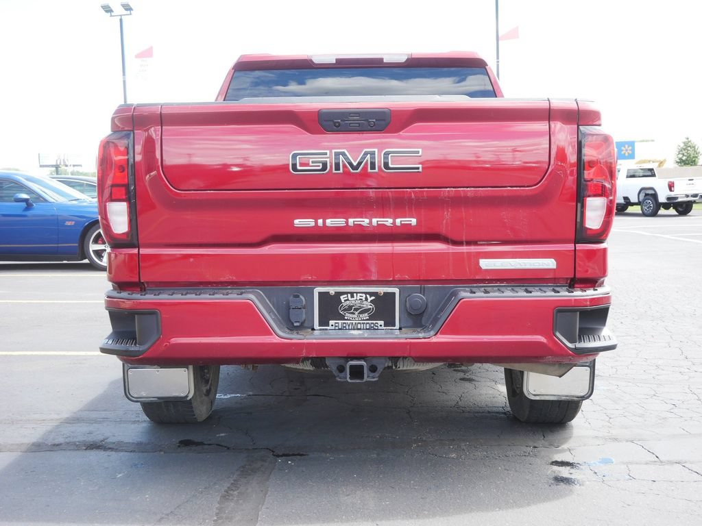 Used 2021 GMC Sierra 1500 Elevation w/ LPO, Elevation Black Package AWD/4WD image 9