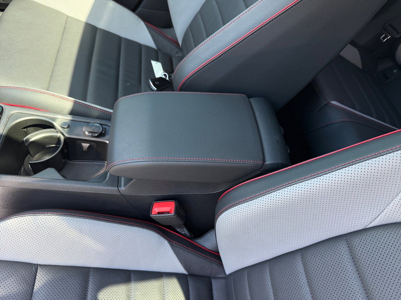 Used 2025 Volkswagen GTI Autobahn FWD image 14