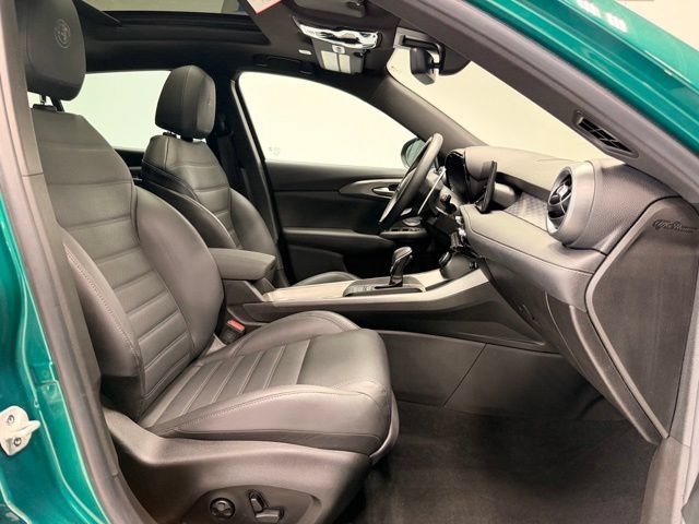 Used 2024 Alfa Romeo Tonale Veloce AWD/4WD image 19