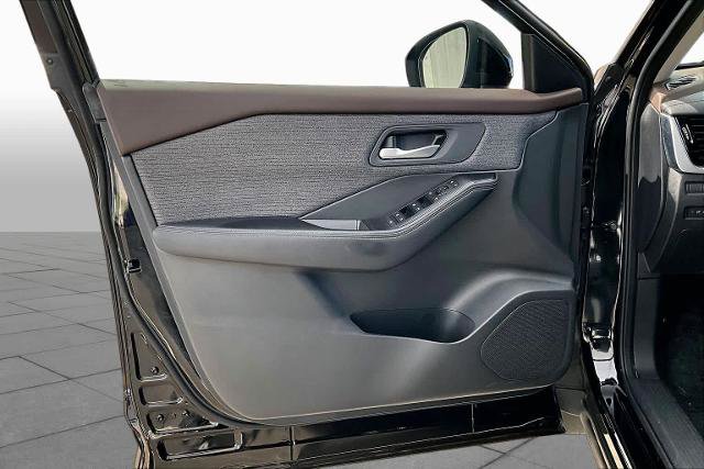 Certified 2021 Nissan Rogue SV FWD image 21