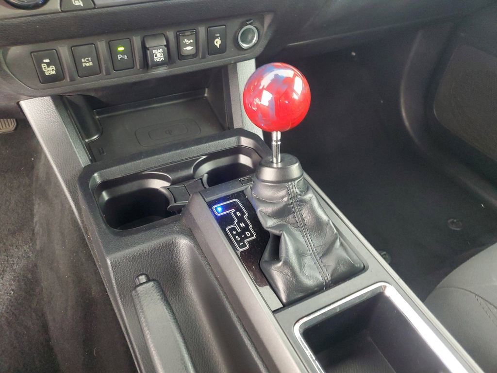 Used 2019 Toyota Tacoma TRD Off-Road image 17