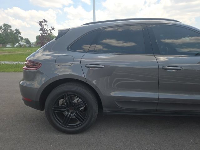 Used 2016 Porsche Macan S AWD/4WD image 7