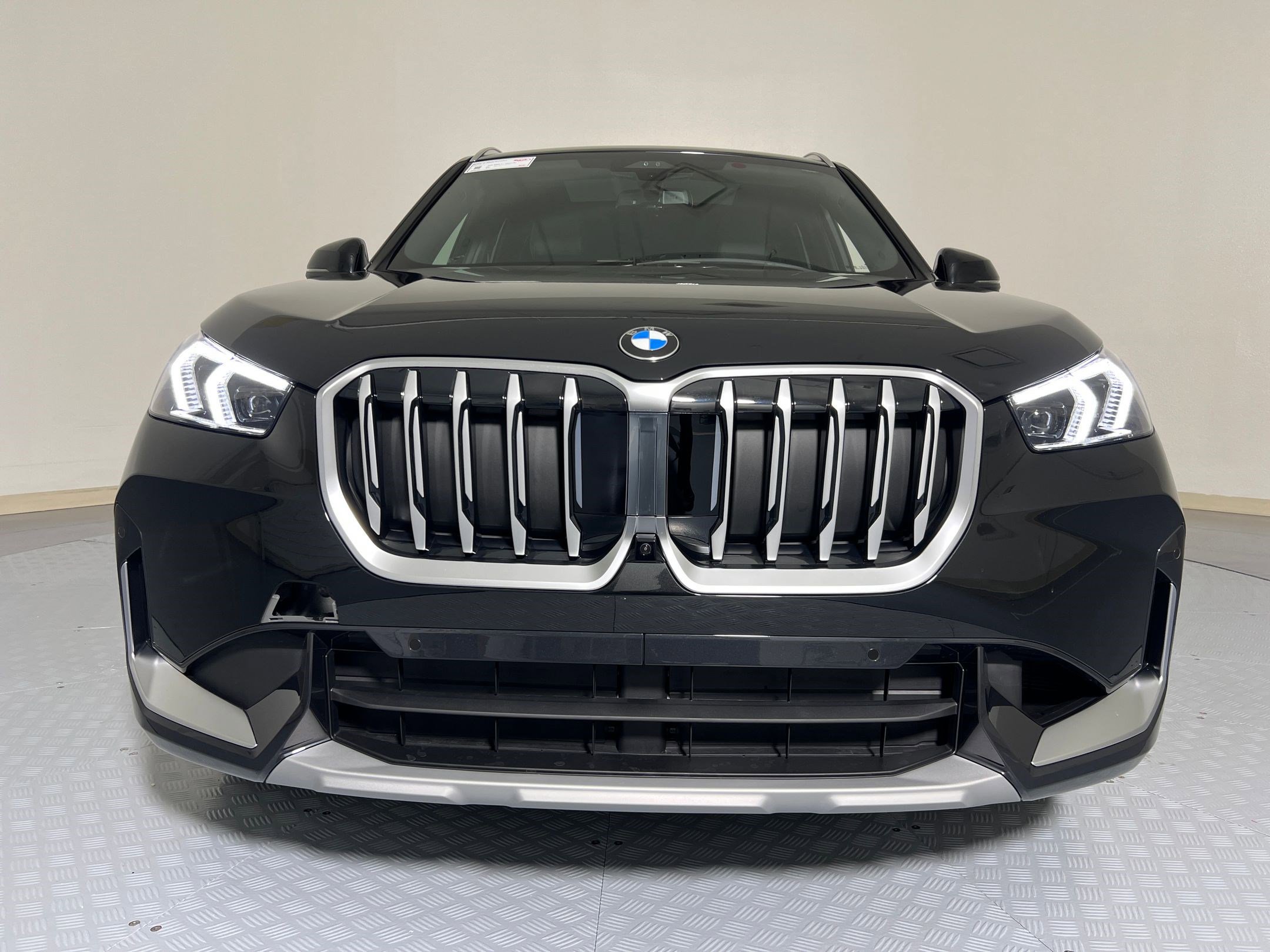Used 2026 BMW X1 xDrive28i w/ Technology Package image 6