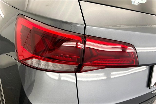 Used 2024 Volkswagen Taos SE image 29