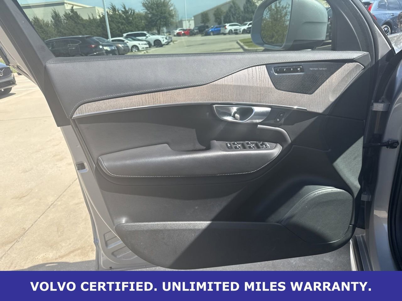 Certified 2023 Volvo XC90 B6 Ultimate image 21