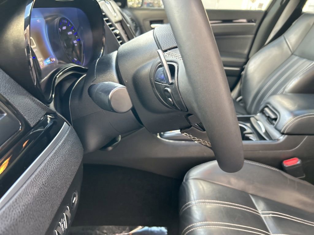 Used 2023 Chrysler 300 S image 35