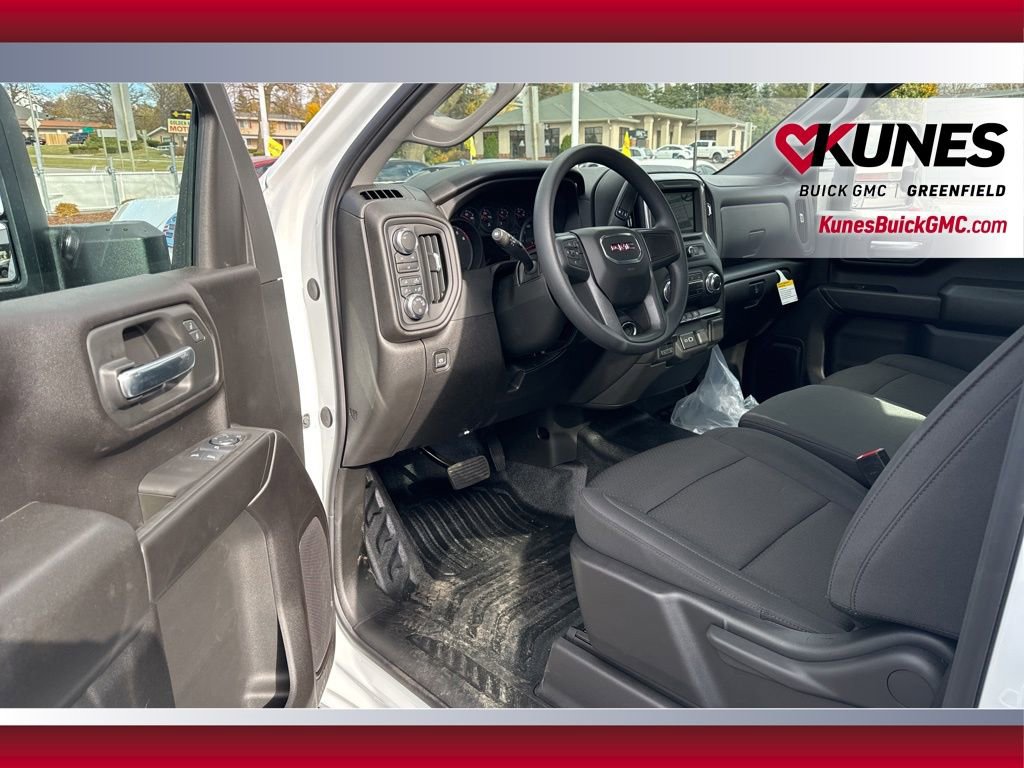 New 2025 GMC Sierra 3500 Pro image 13