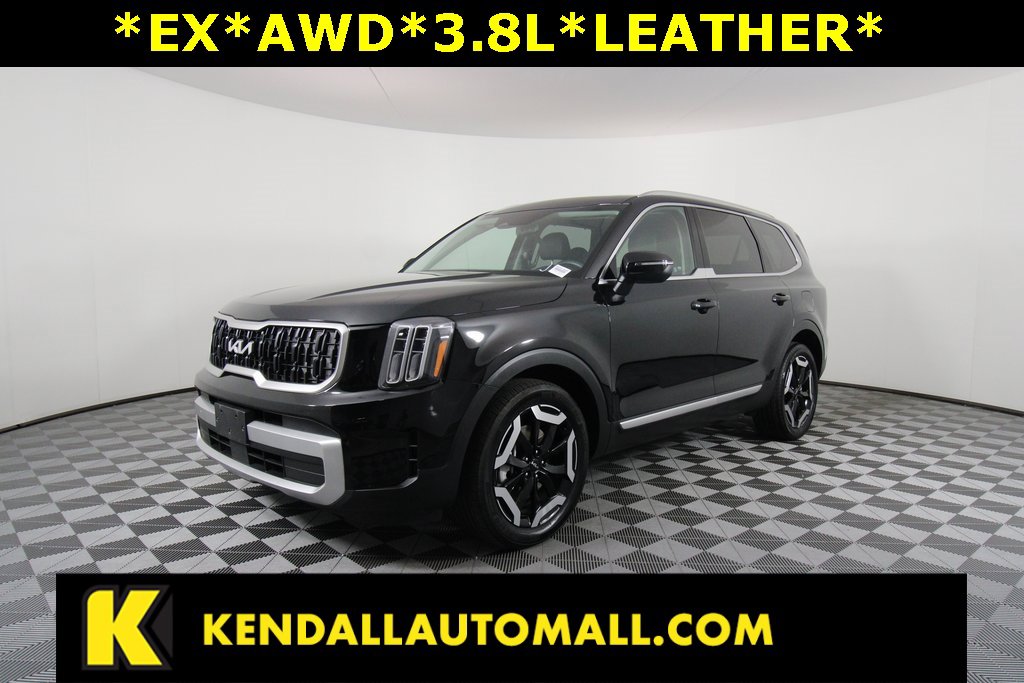 Used 2023 Kia Telluride EX w/ EX Captain's Chair Package