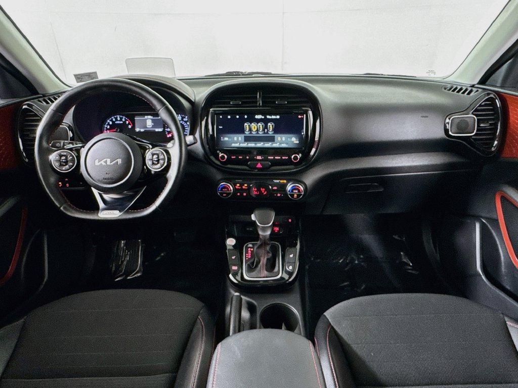 Used 2022 Kia Soul Turbo FWD image 30