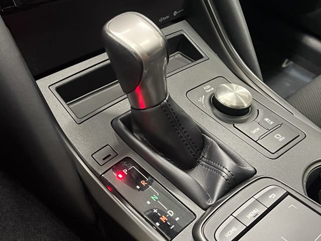 Certified 2022 Lexus IS 300 w/ Accessory Package RWD image 20
