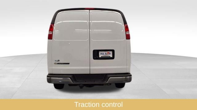 Used 2025 Chevrolet Express 3500 Extended w/ Driver Convenience Package image 10