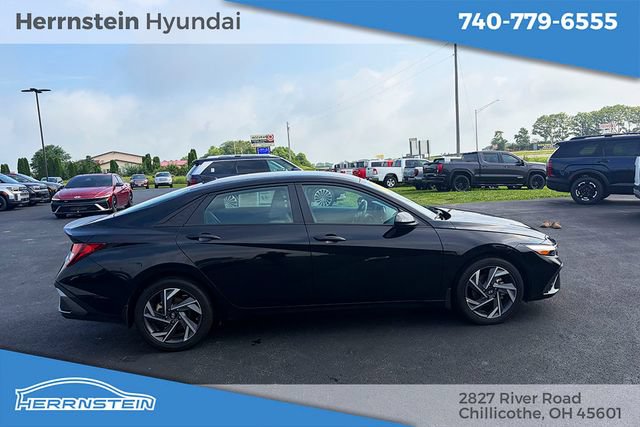 Certified 2025 Hyundai Elantra Sport FWD image 20
