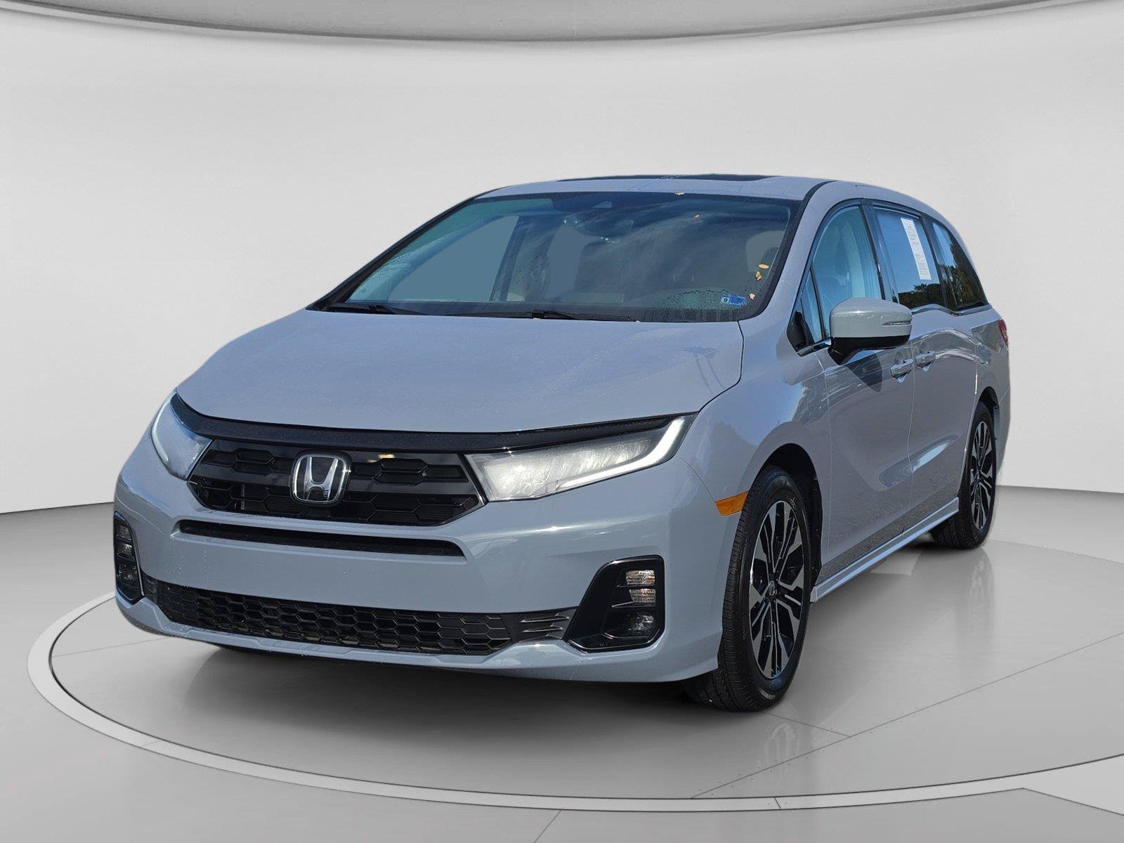 Used 2026 Honda Odyssey Elite image 1