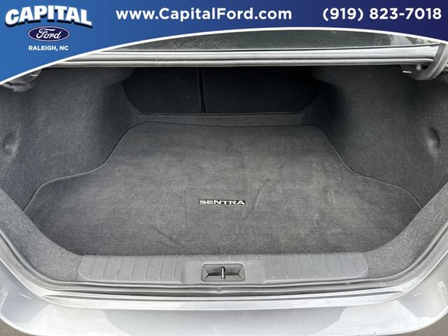 Used 2025 Nissan Sentra SV FWD image 16
