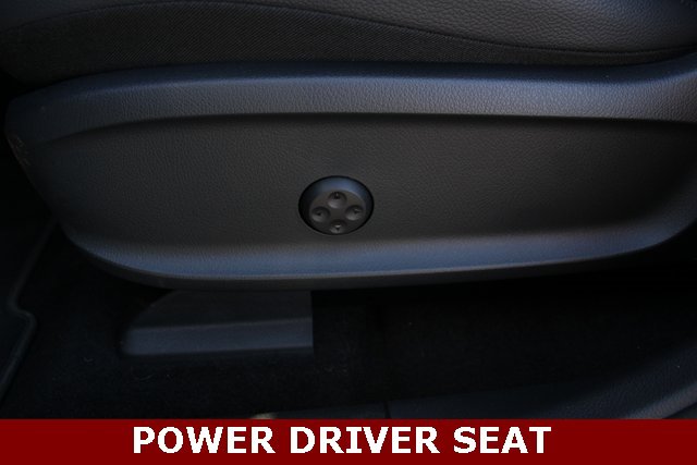 New 2024 Mercedes-Benz EQB 300 4MATIC image 14