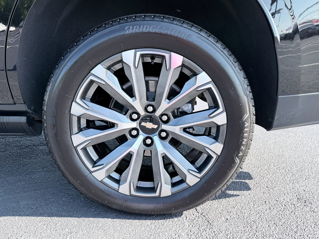 Used 2026 Chevrolet Tahoe High Country RWD image 37