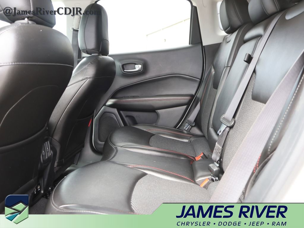 Used 2021 Jeep Compass Trailhawk AWD/4WD image 17