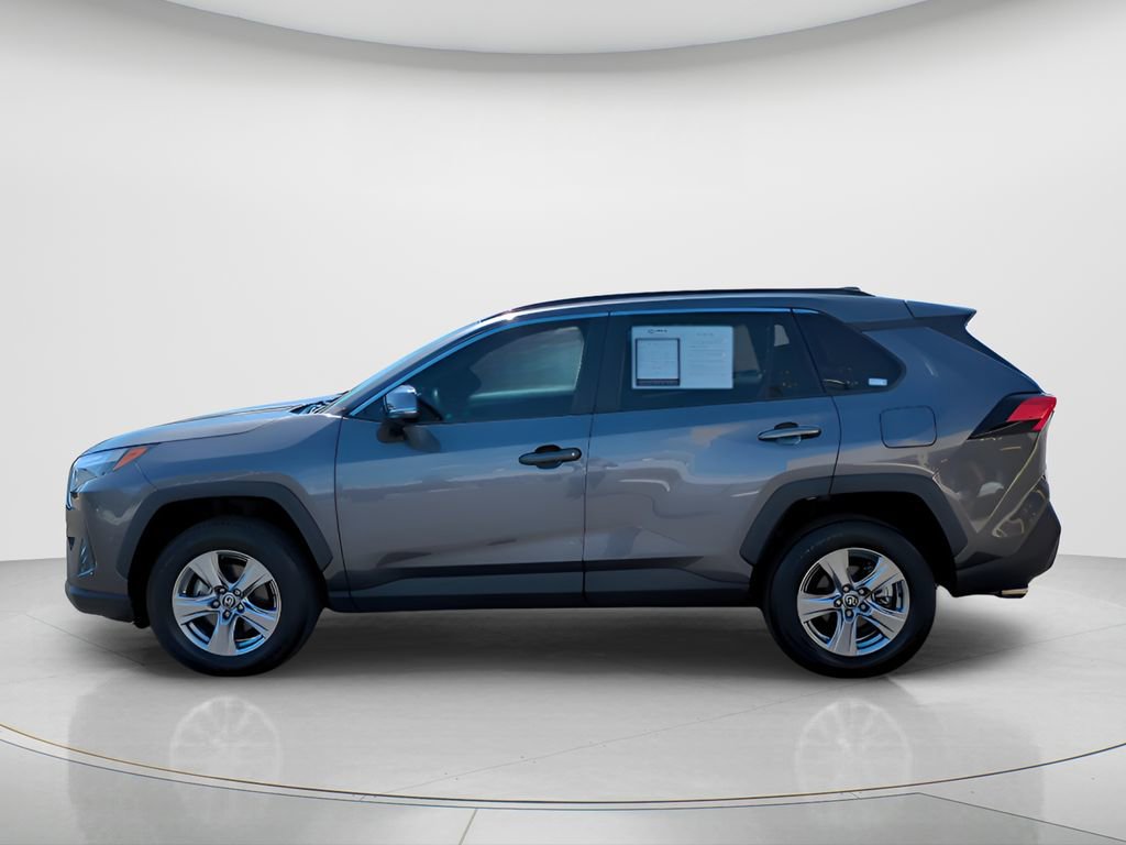 Used 2023 Toyota RAV4 XLE w/ Convenience Package image 9