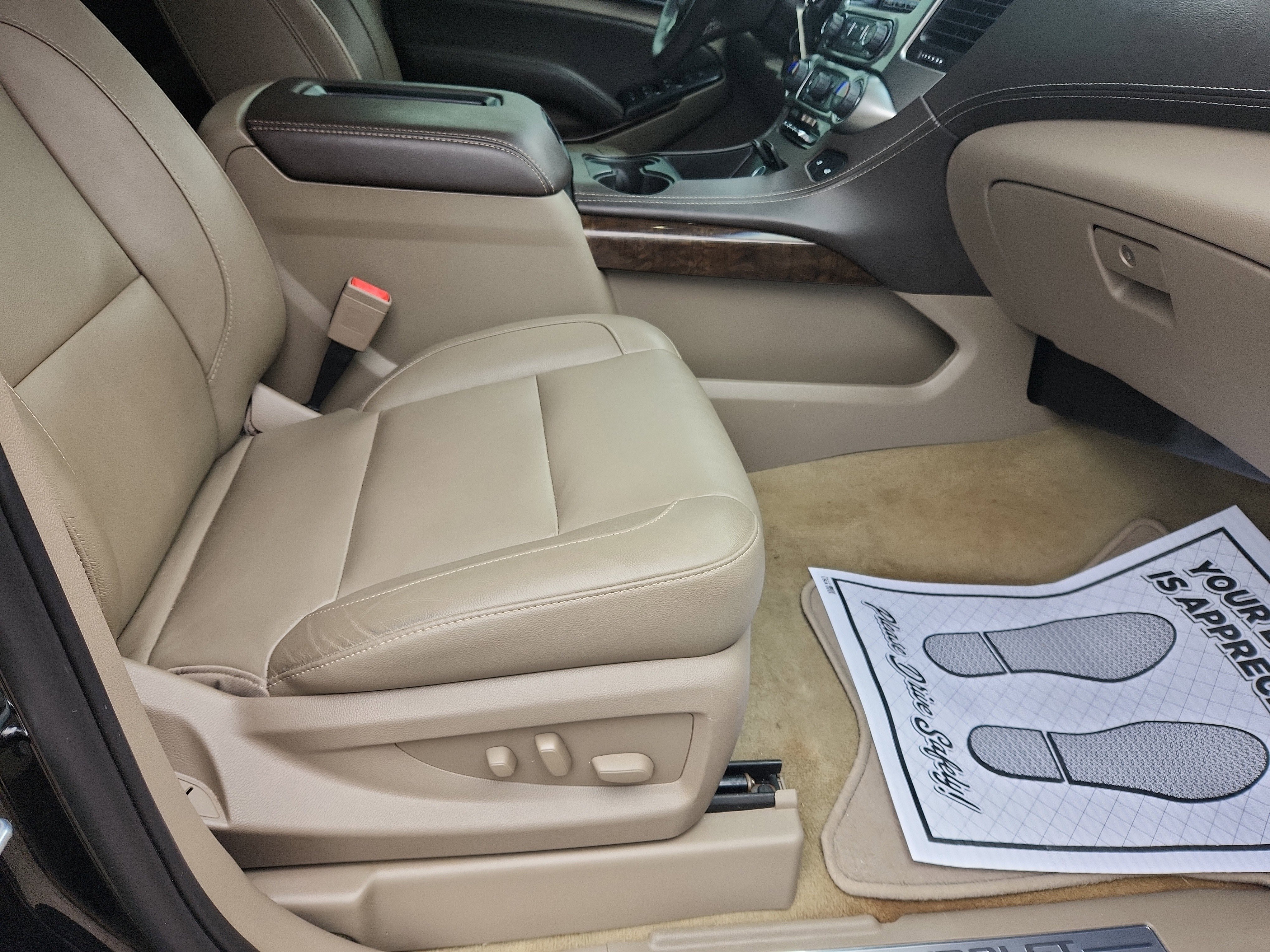 Used 2018 Chevrolet Suburban LT image 50