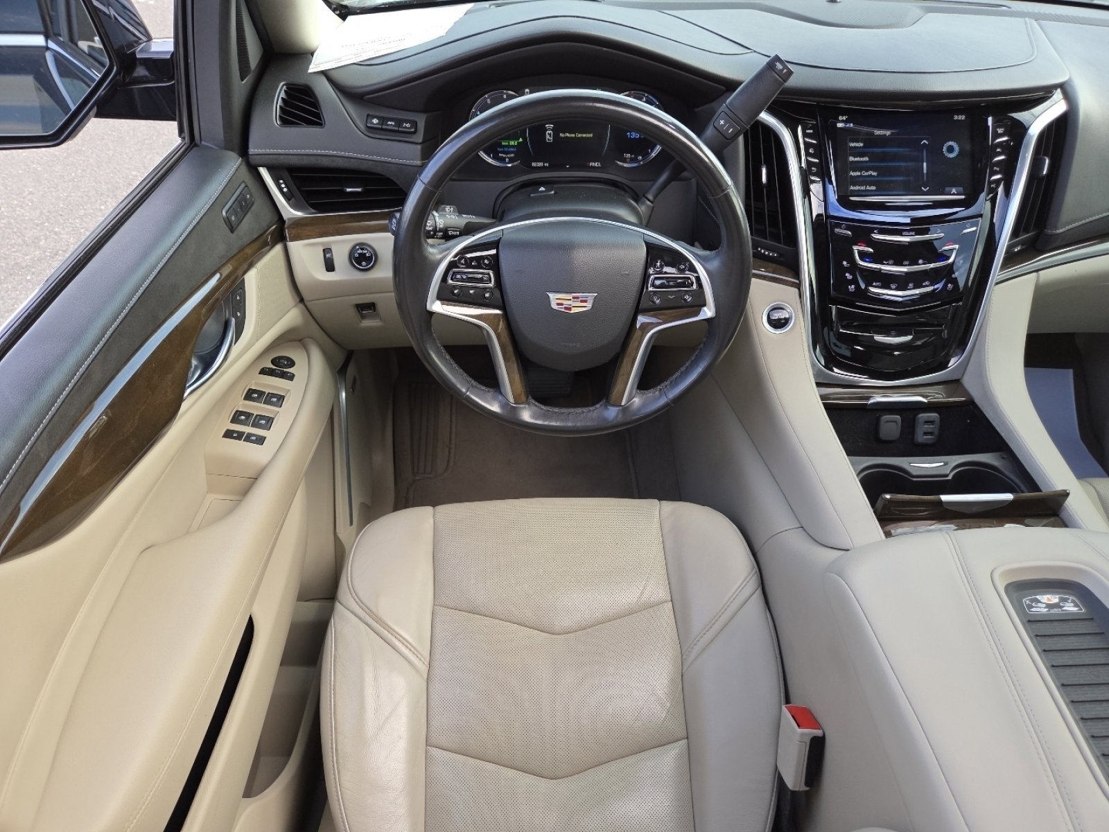 Used 2020 Cadillac Escalade Premium Luxury image 34